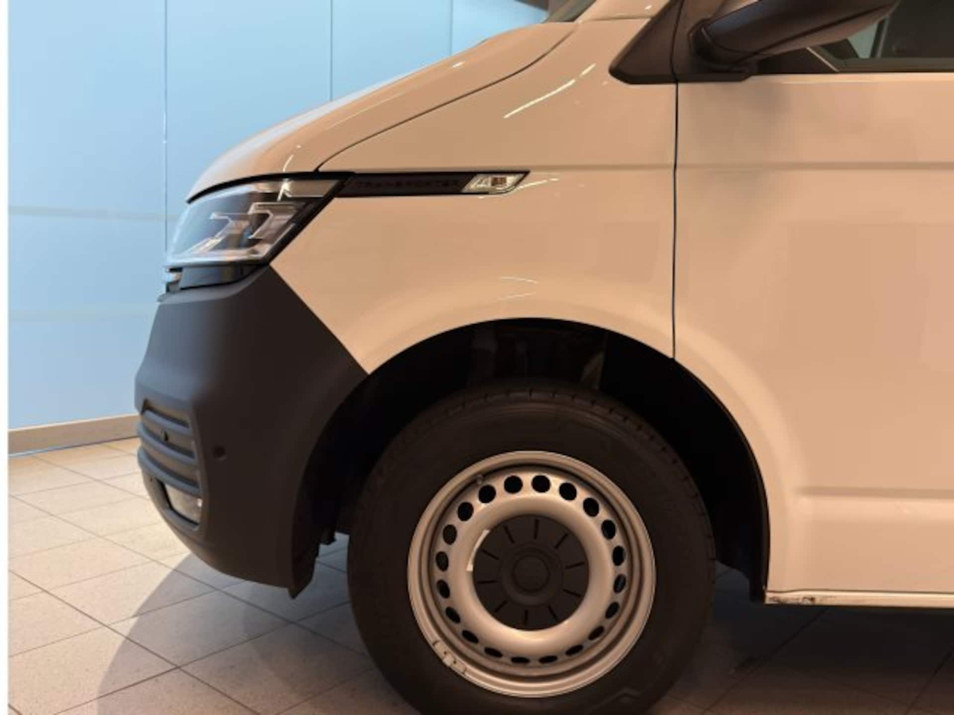 Volkswagen T6.1 Transporter Kasten langer Radstand