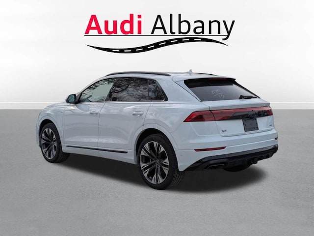 2026 Audi Q8