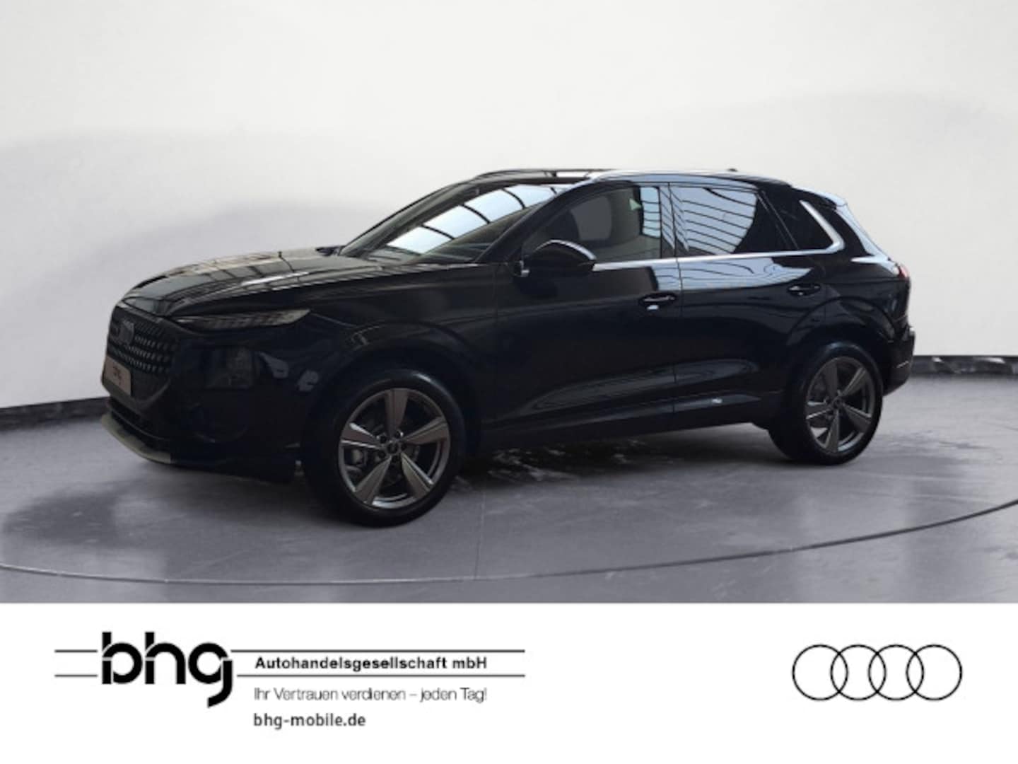 Bild über Audi Q3 SUV TFSI 110 kW S tronic - für weitere Informationen kontaktieren Sie den Audi Partner