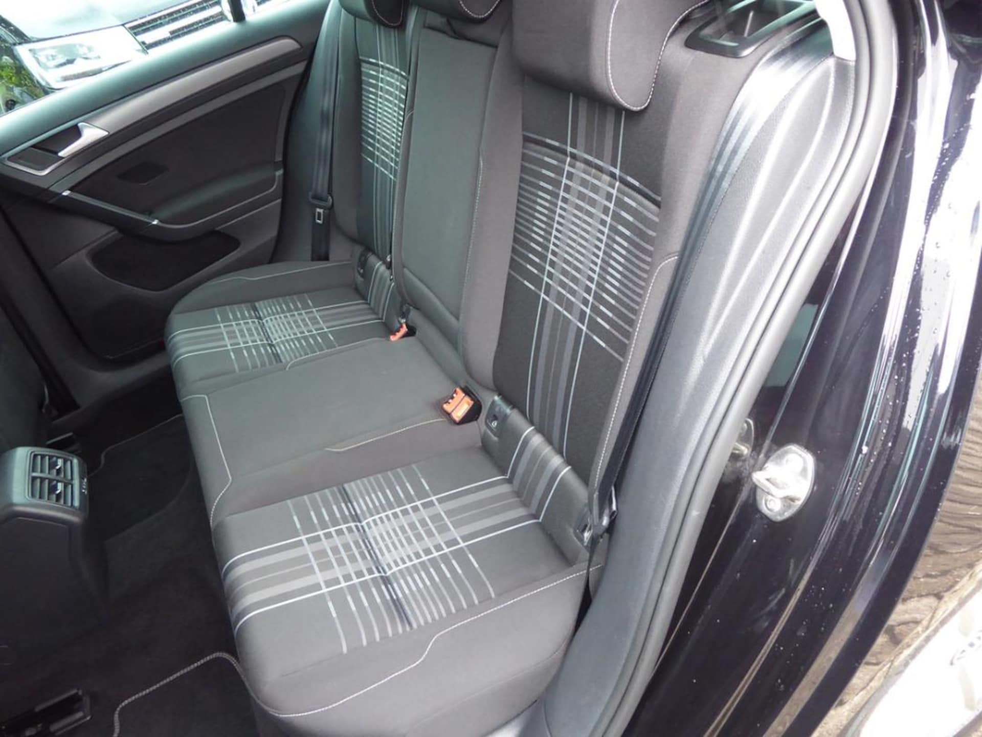 Volkswagen Golf LOUNGE