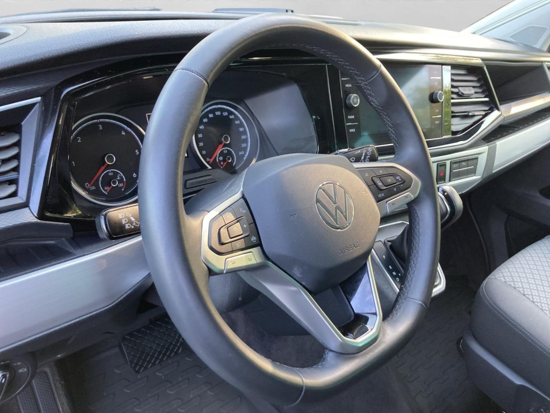 Volkswagen T6.1 California Beach