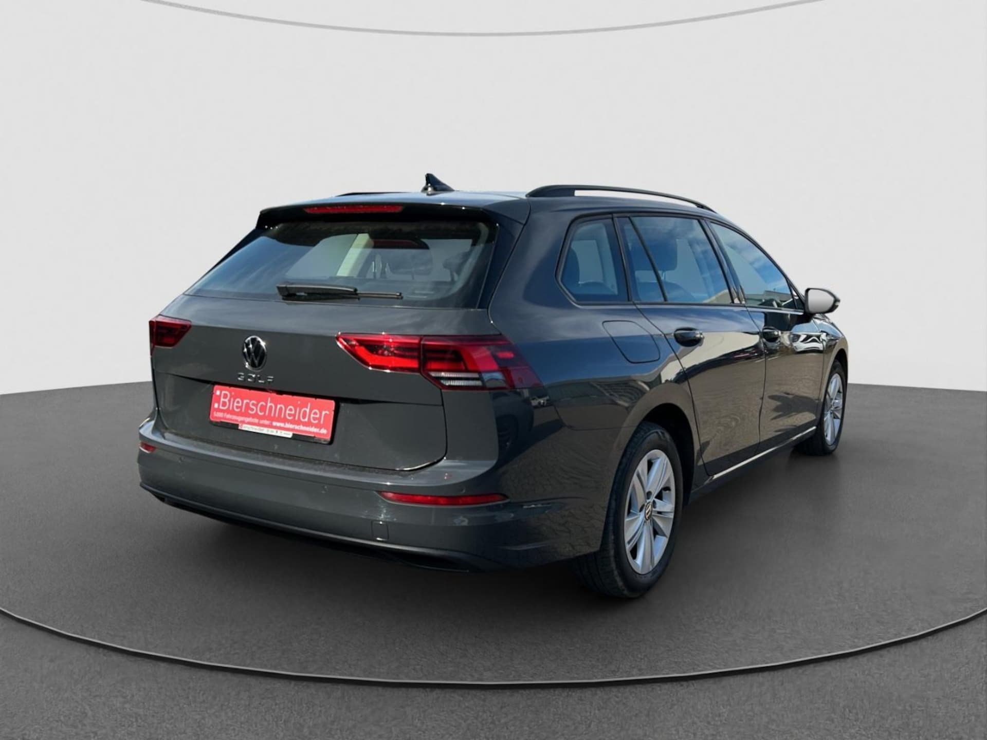 Volkswagen Golf Variant Life