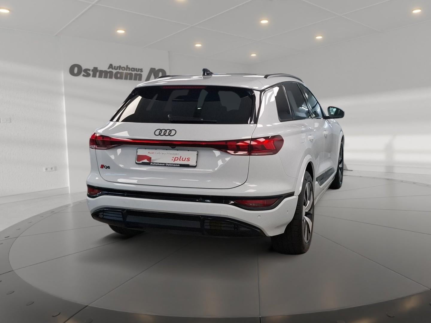 Bild über Audi Q6 SUV e-tron e-tron quattro - für weitere Informationen kontaktieren Sie den Audi Partner