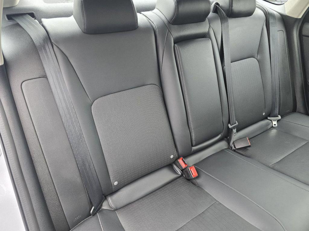 2022 Honda Civic Touring - Photo 30