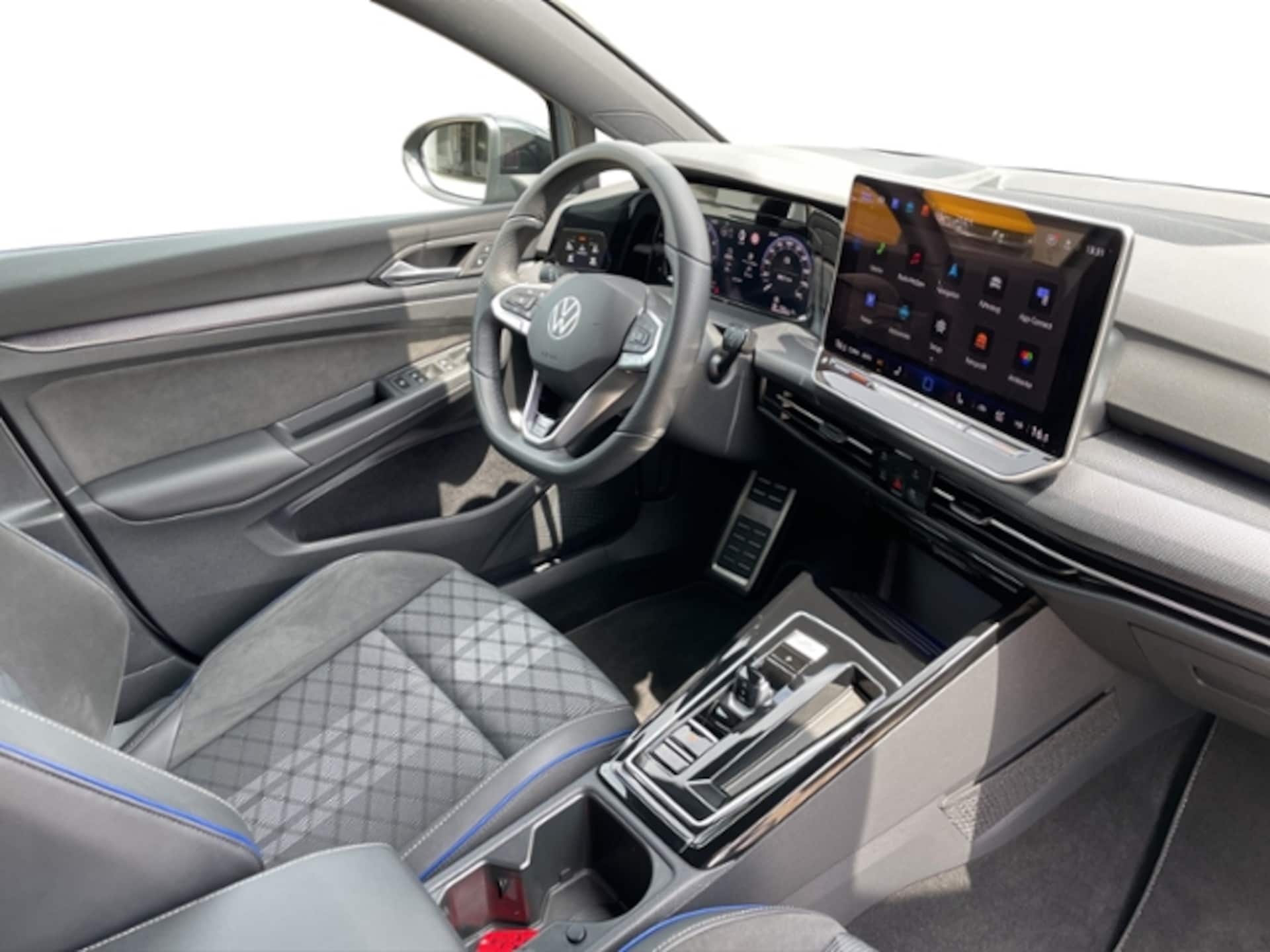 Volkswagen Golf Variant R-Line
