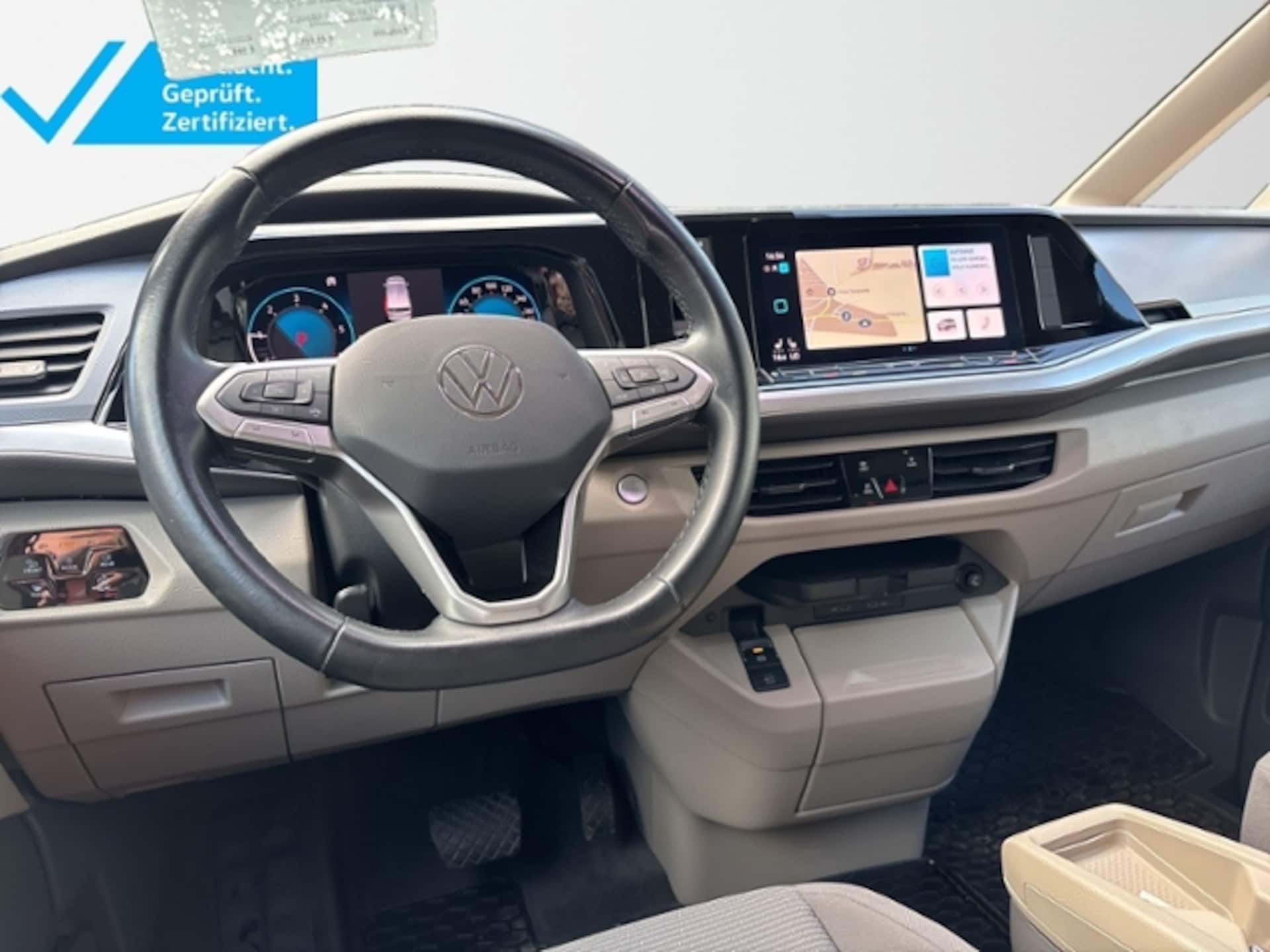 Volkswagen Multivan Langversion Basis-Modell