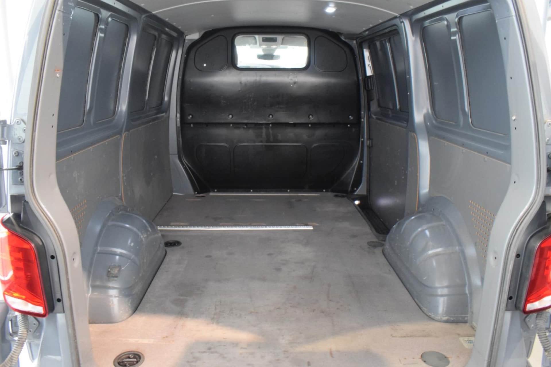 Volkswagen T6.1 Transporter Kasten kurzer Radstand