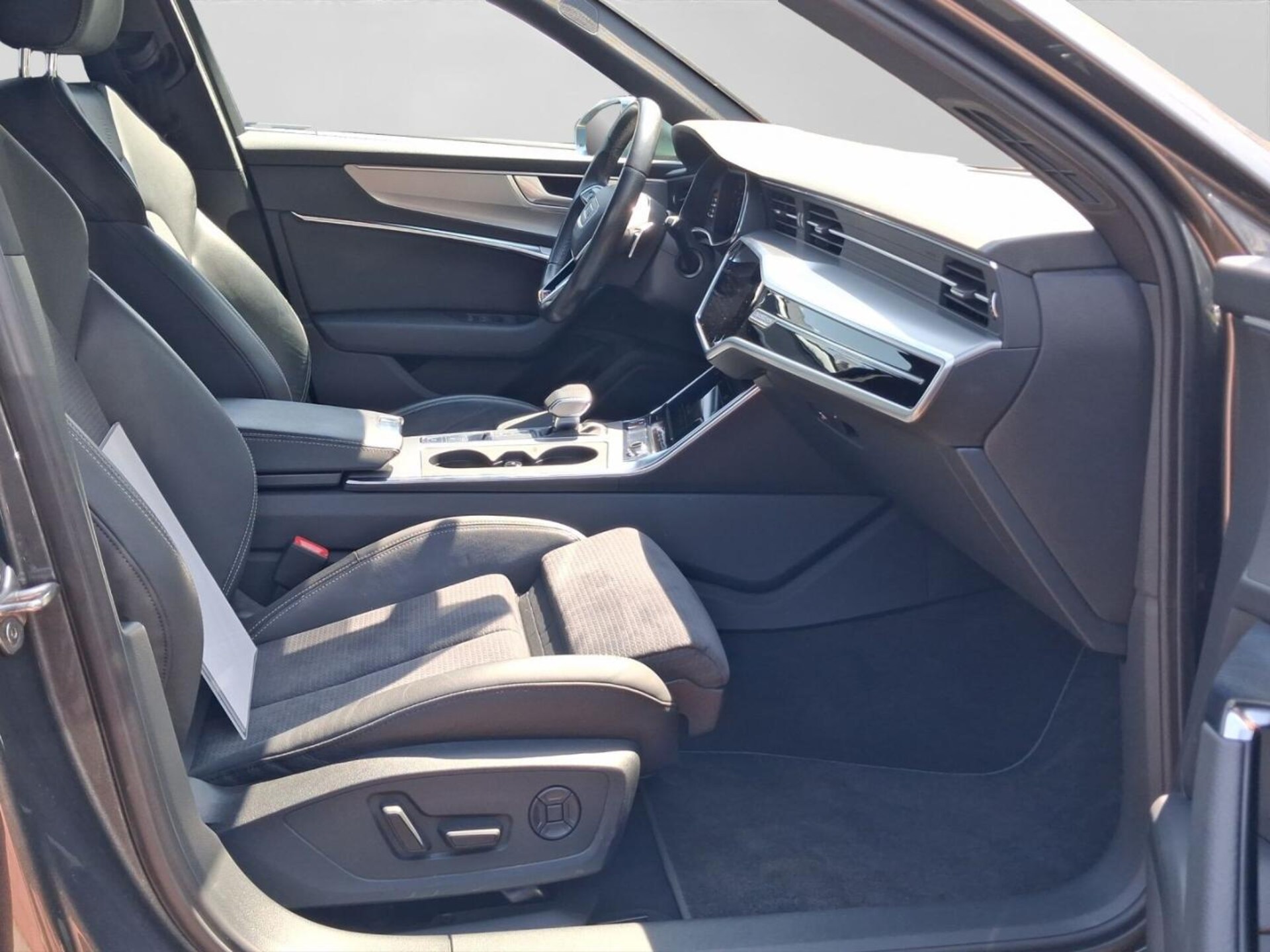 Audi S6 Avant
