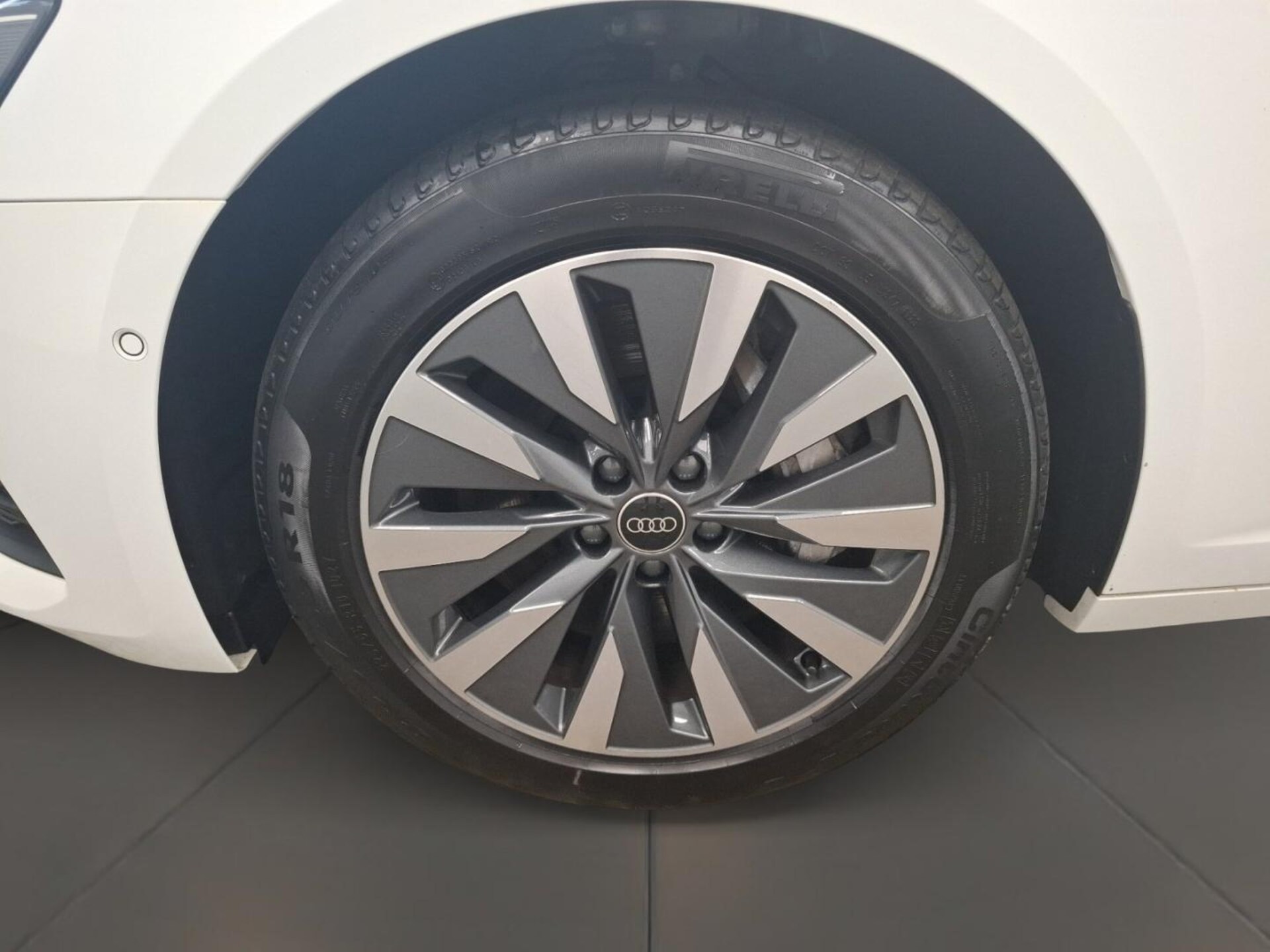 Audi A6 Avant TFSI e
