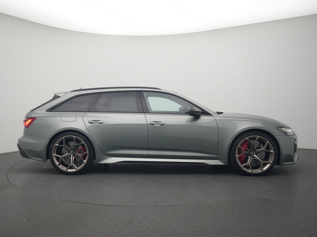 Image about Audi RS 6 Avant performance quattro tiptronic