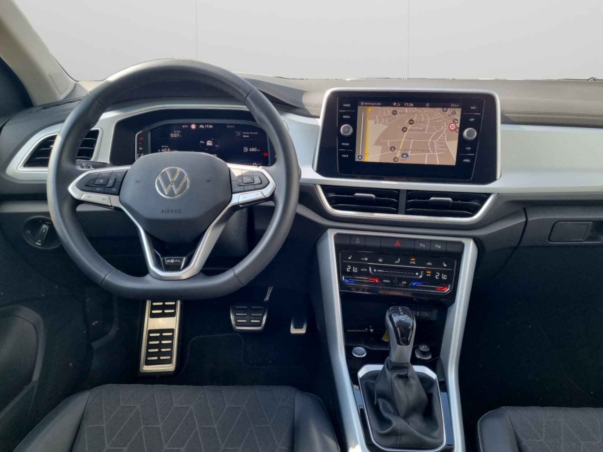 Volkswagen T-Roc Life