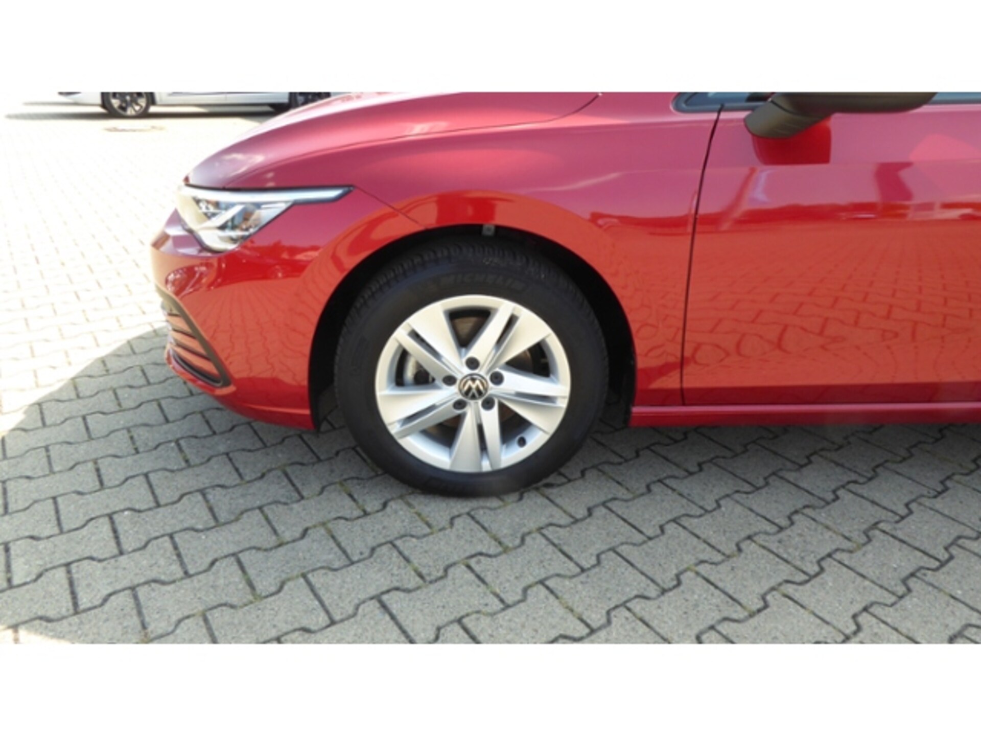 Volkswagen Golf Variant Life