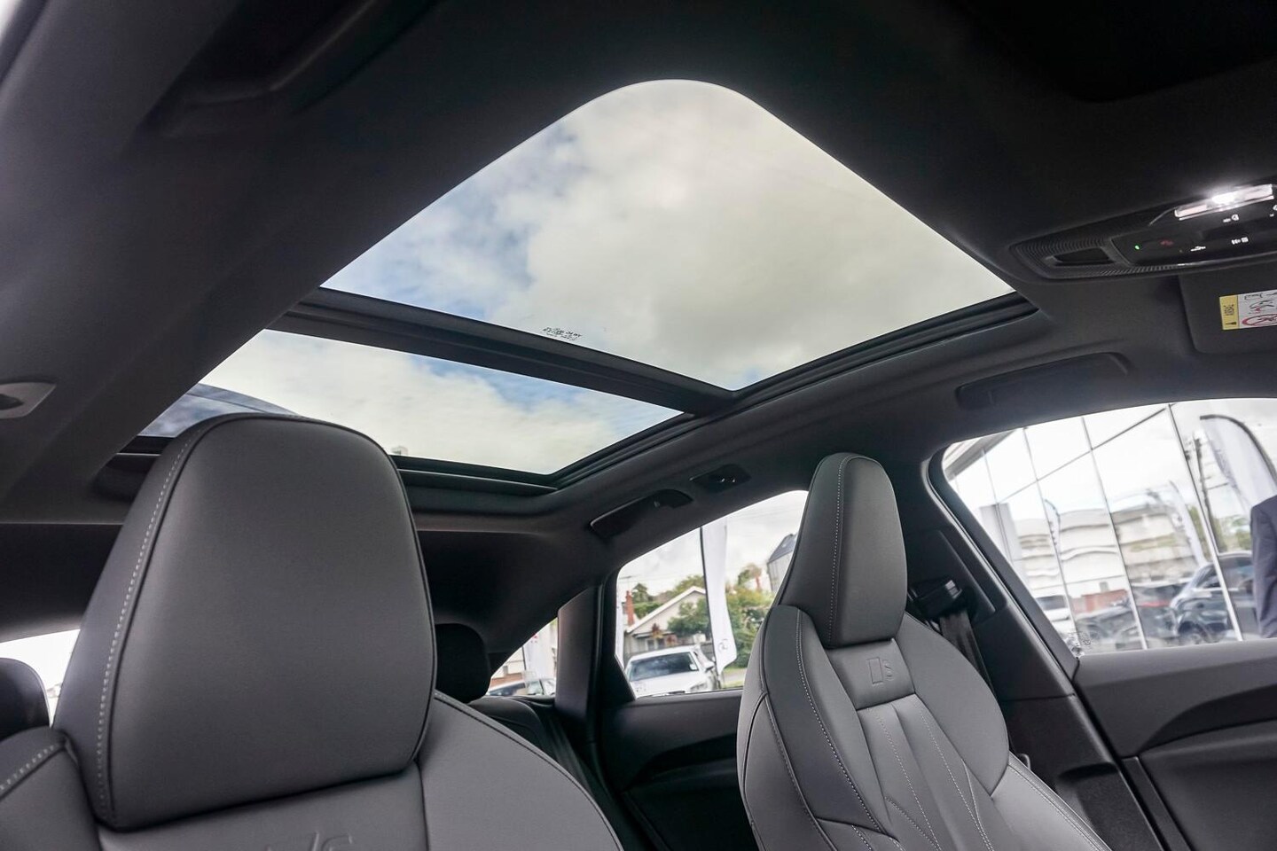 Image about Audi Q5 Sportback TFSI quattro 200 kW sport