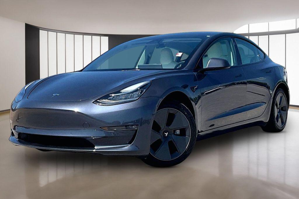 2022 Tesla Model 3 Long Range Dual Motor All-Wheel Drive's photo