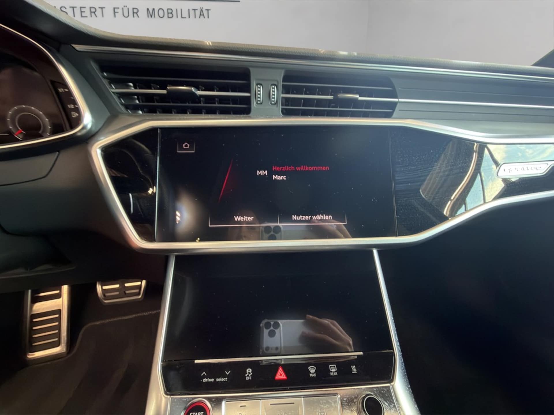 Audi S6 Avant