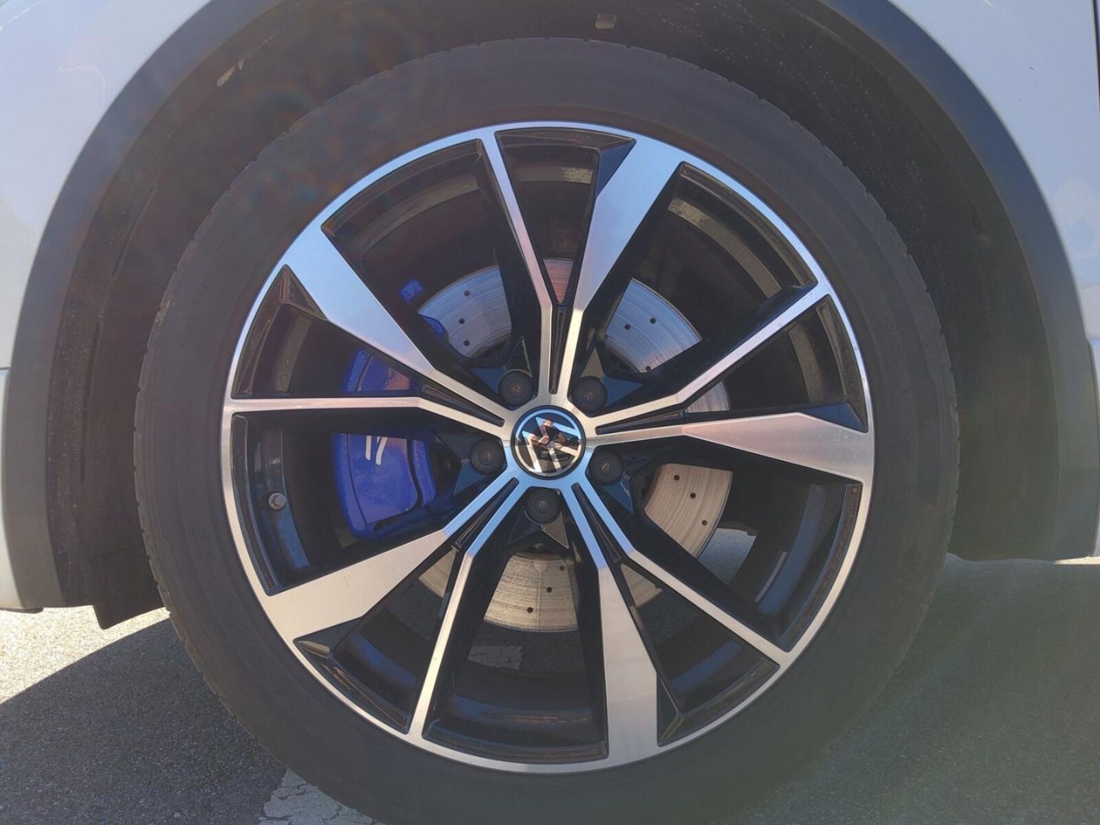 Volkswagen Tiguan – Bild 9