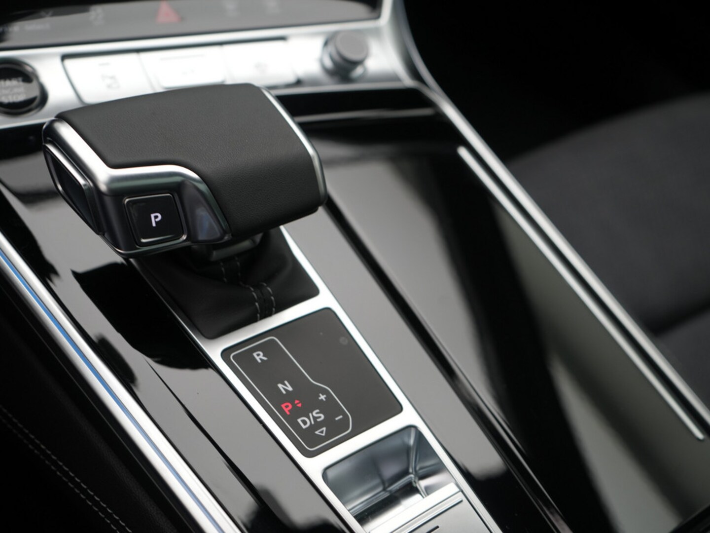Bild über Audi A6 Avant S line 50 TDI quattro tiptronic - für weitere Informationen kontaktieren Sie den Audi Partner