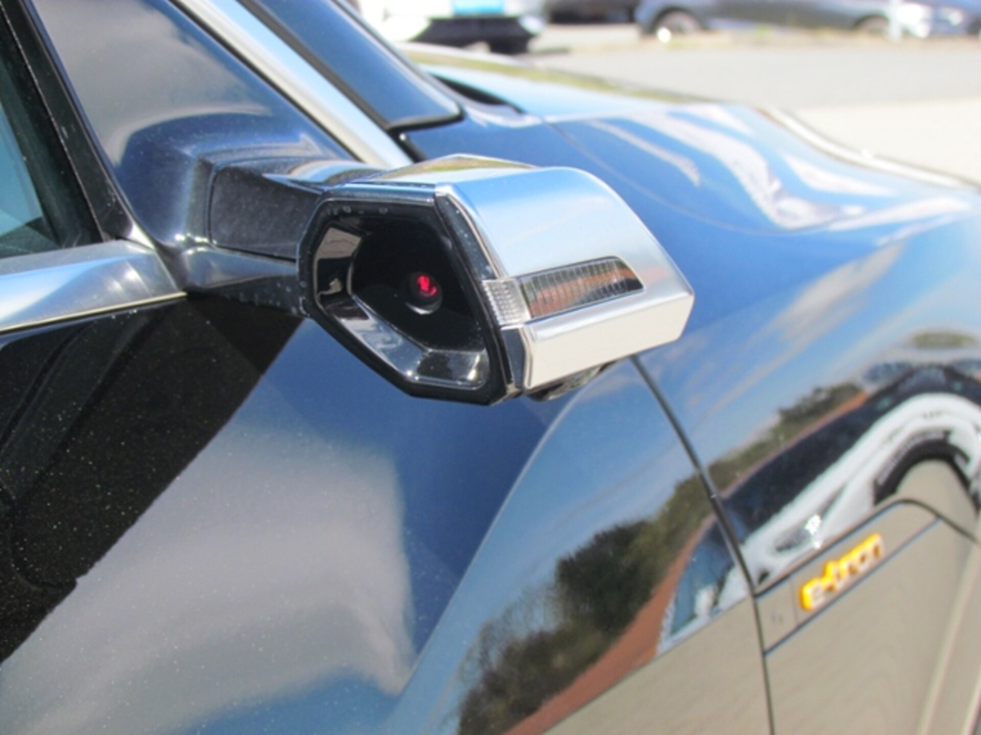Audi e-tron advanced