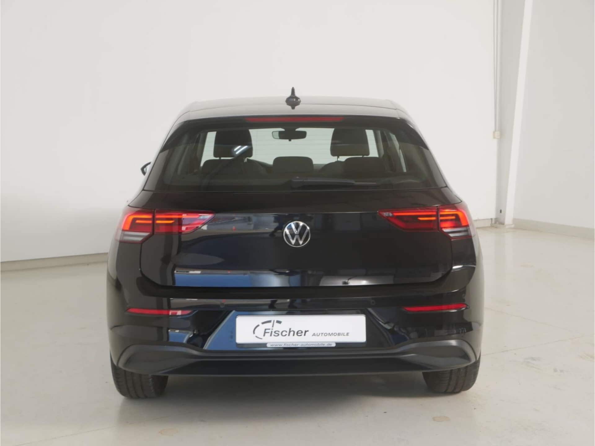 Volkswagen Golf Life