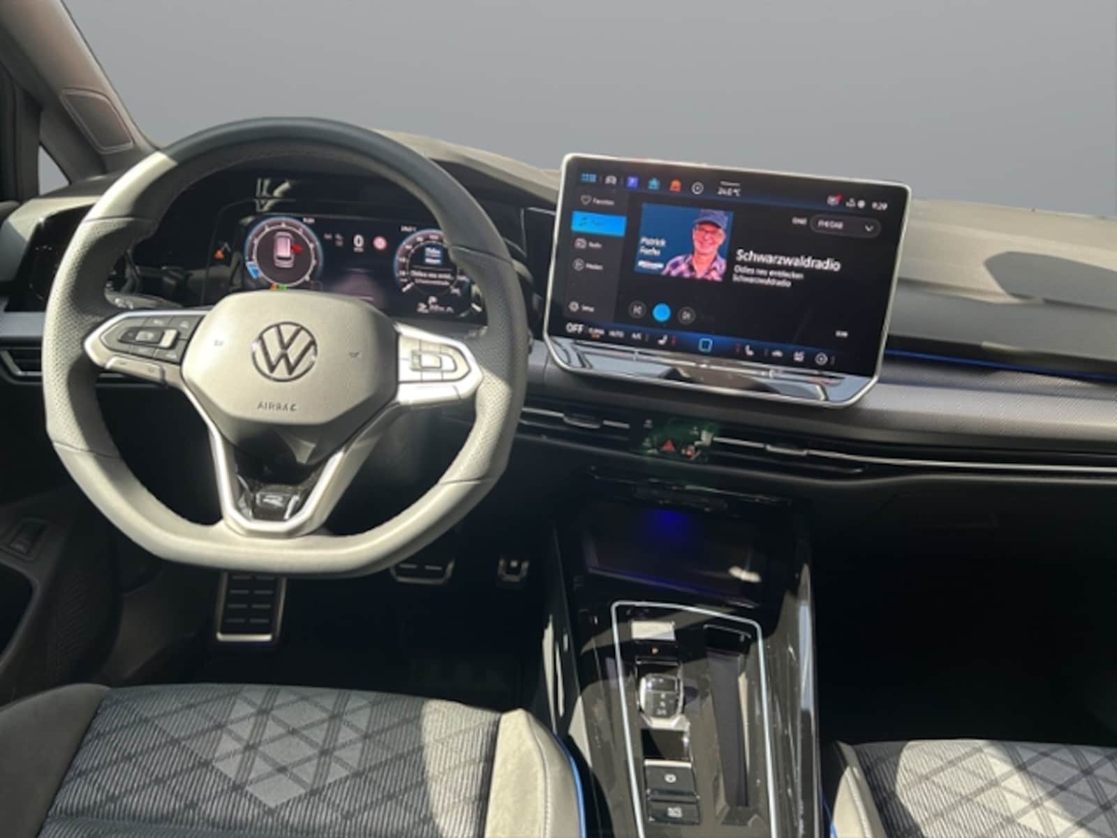 Volkswagen Golf Variant – Bild 14