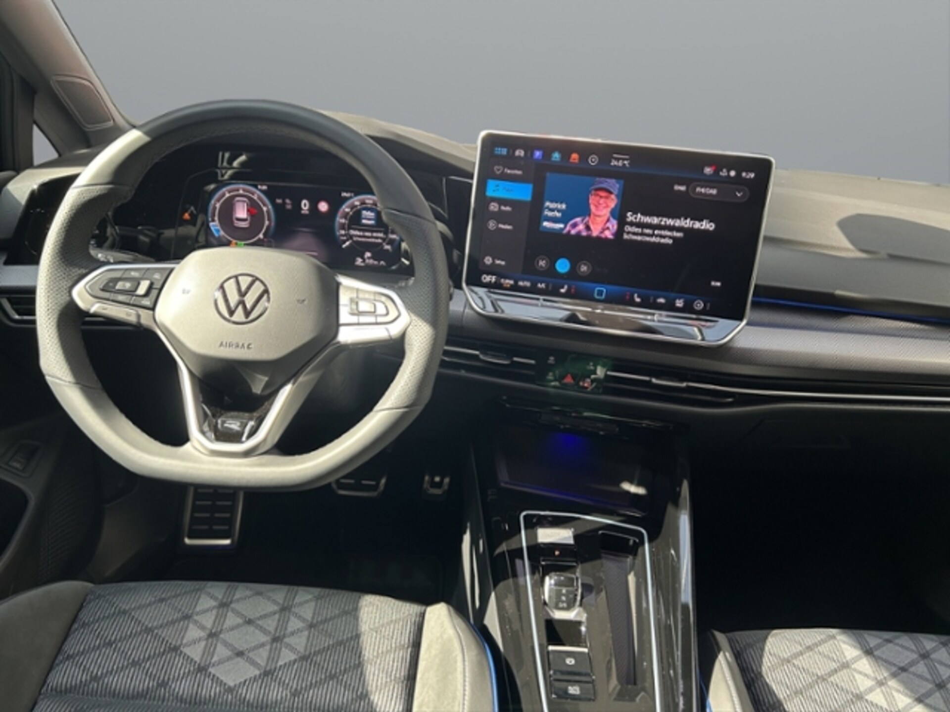 Volkswagen Golf Variant R-Line