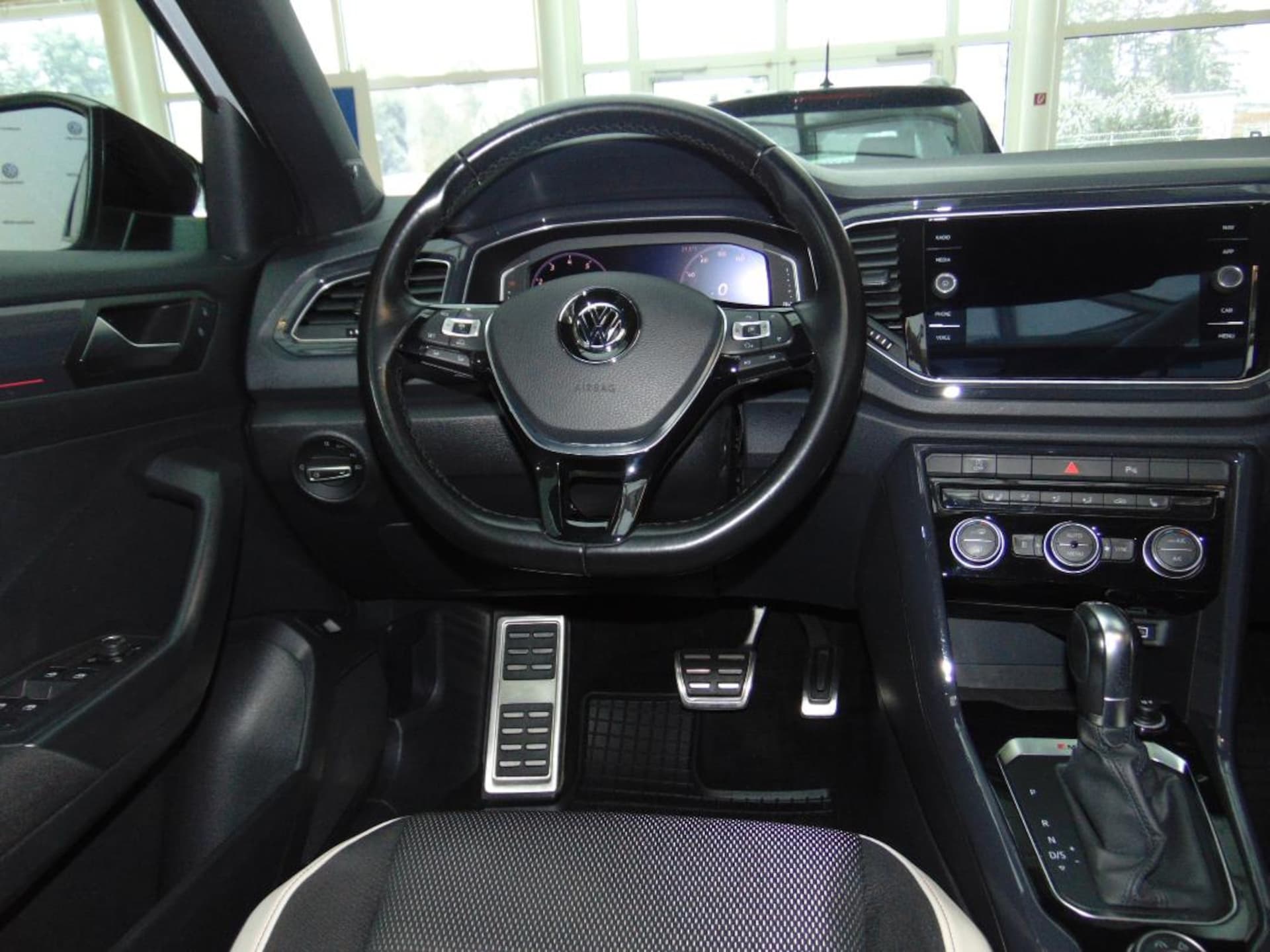 Volkswagen T-Roc Sport