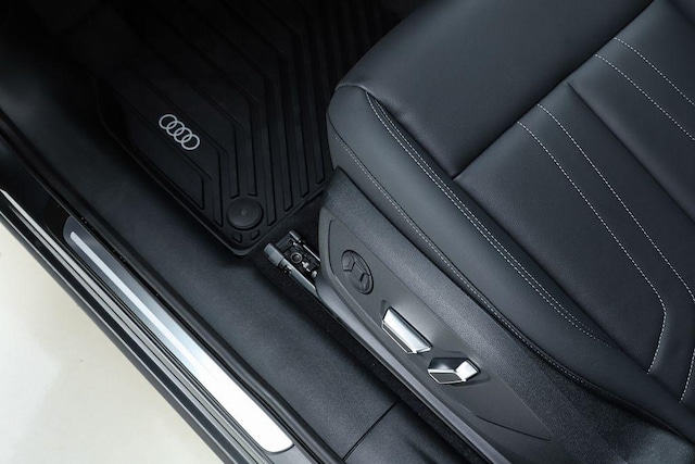 2026 Audi Q3 Base - Photo 43