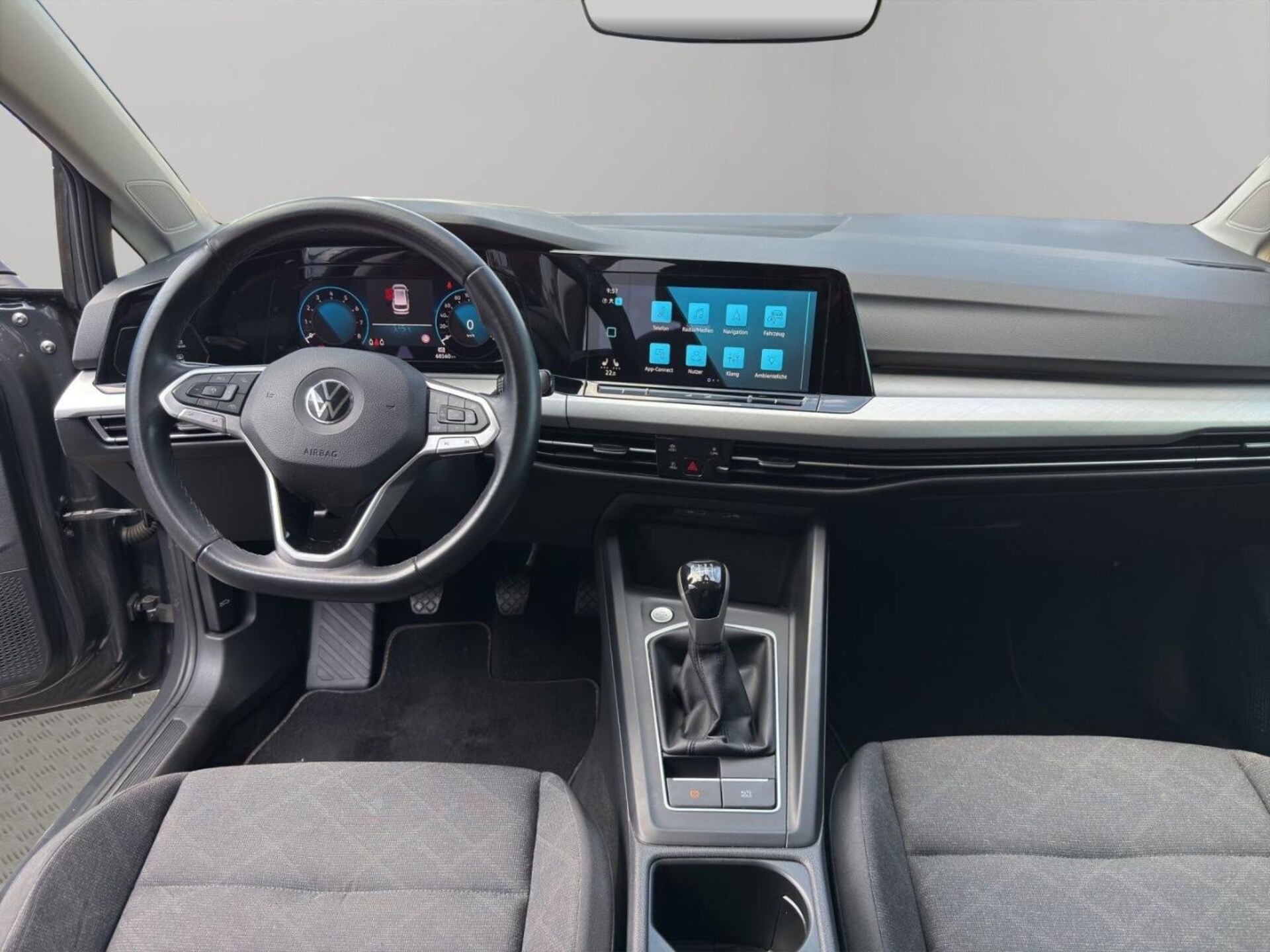 Volkswagen Golf Variant Life