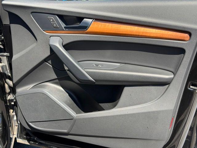 2023 Audi Q5 Premium - Photo 28