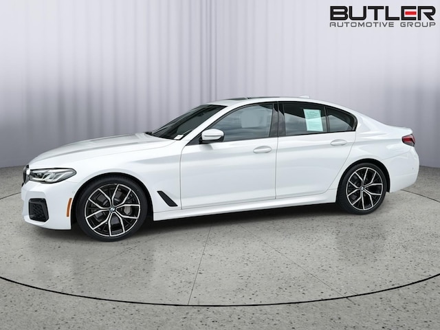 2023 BMW 530