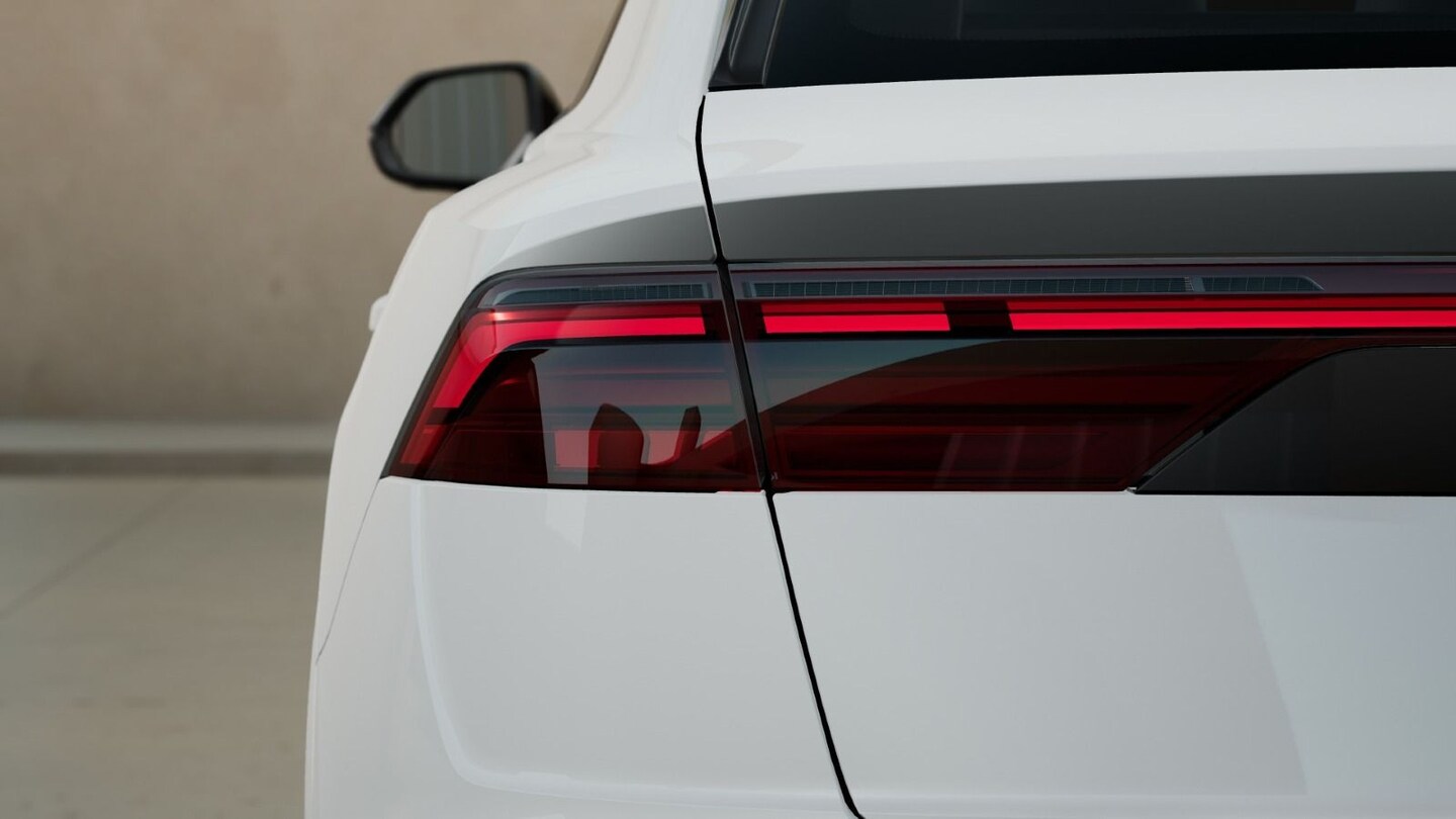 Bild über Audi Q8 SUV TFSI e S line business TFSI e quattro 360 kW tiptronic - für weitere Informationen kontaktieren Sie den Audi Partner