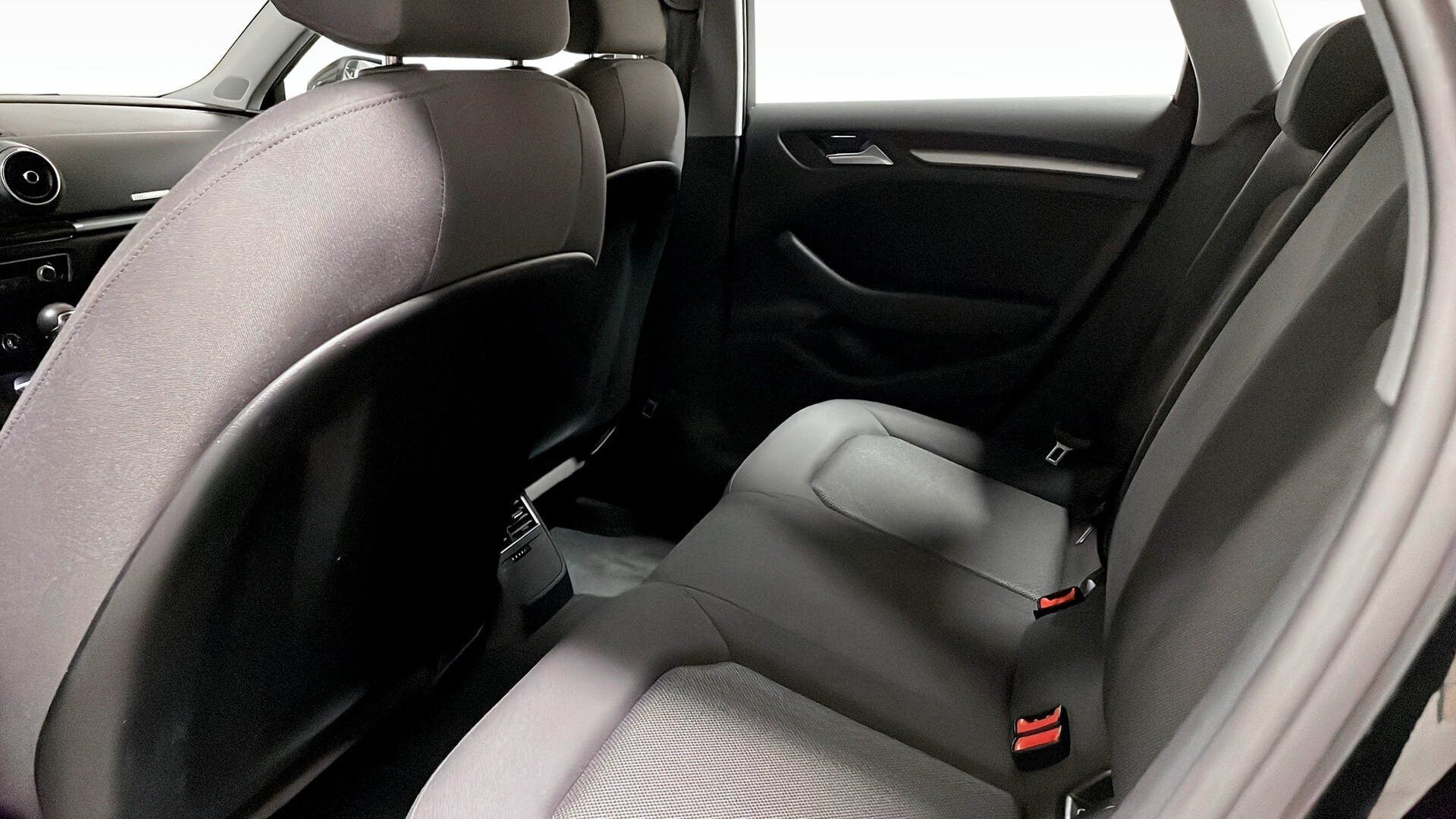 Bild som visar&nbsp;Audi A3 Sportback&nbsp;A3 Sportback 35 TFSI Proline 150 hk S tronic - för mer information kontakta din Audi Partner