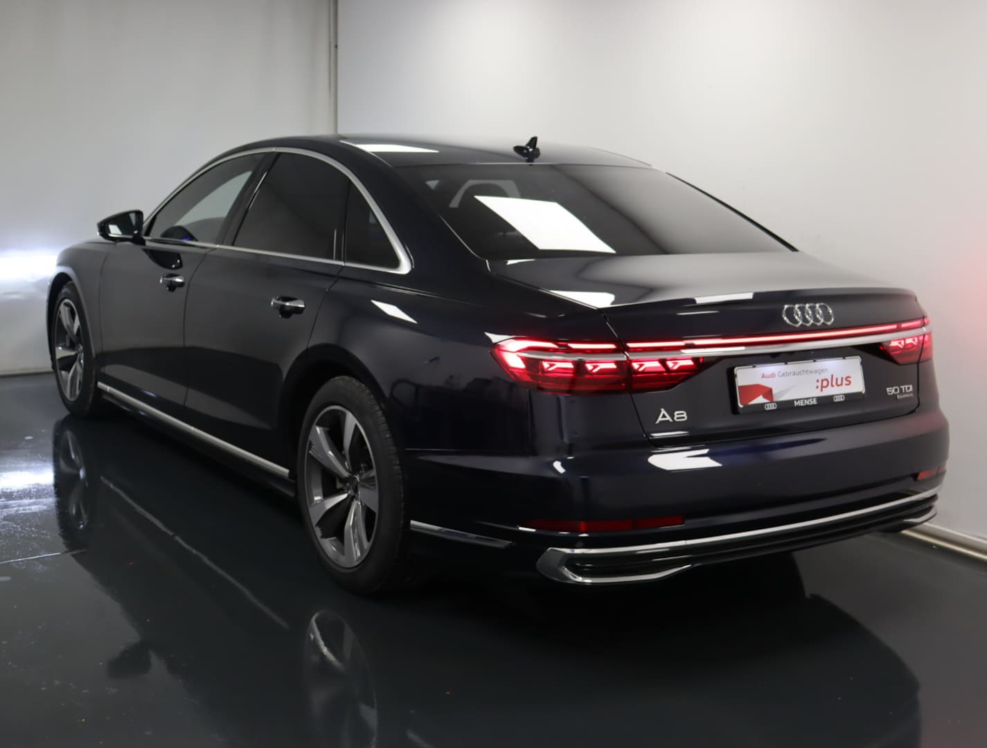 Bild über Audi A8 50 TDI quattro tiptronic - für weitere Informationen kontaktieren Sie den Audi Partner
