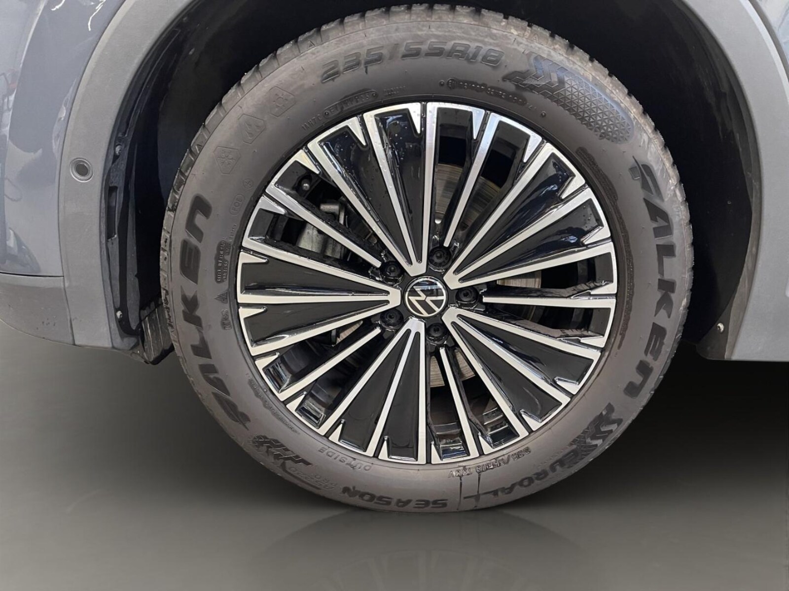 Volkswagen Tiguan – Bild 7