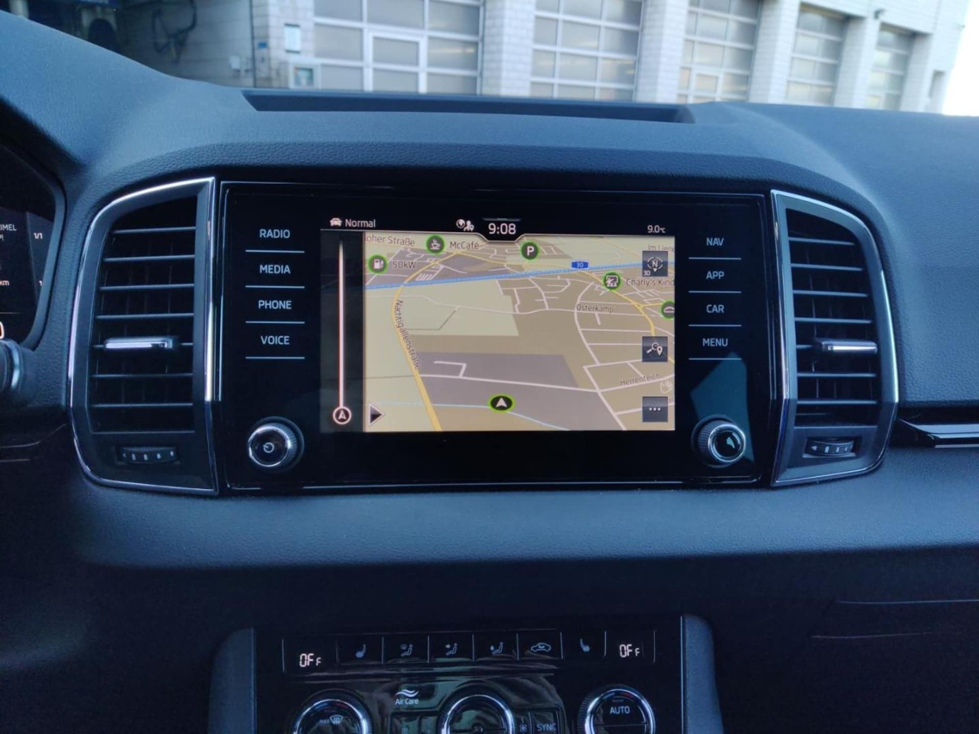 Skoda Karoq Tour