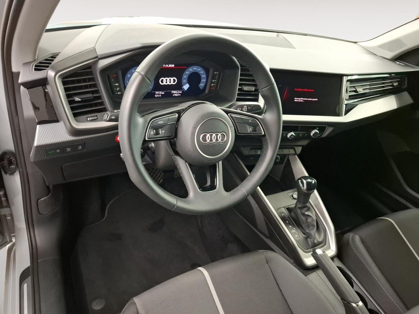 Bild über Audi A1 Sportback advanced 30 TFSI S tronic - für weitere Informationen kontaktieren Sie den Audi Partner