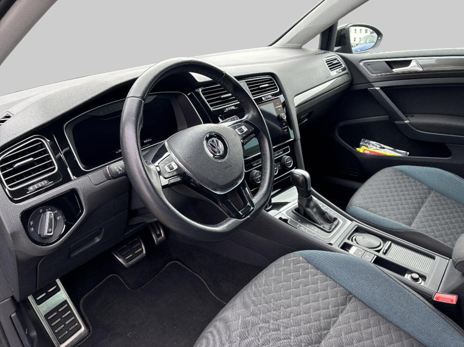Volkswagen Golf Variant IQ.DRIVE