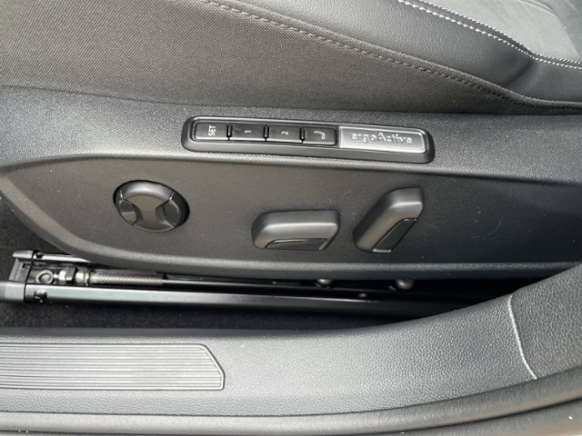 Volkswagen Golf Variant Style