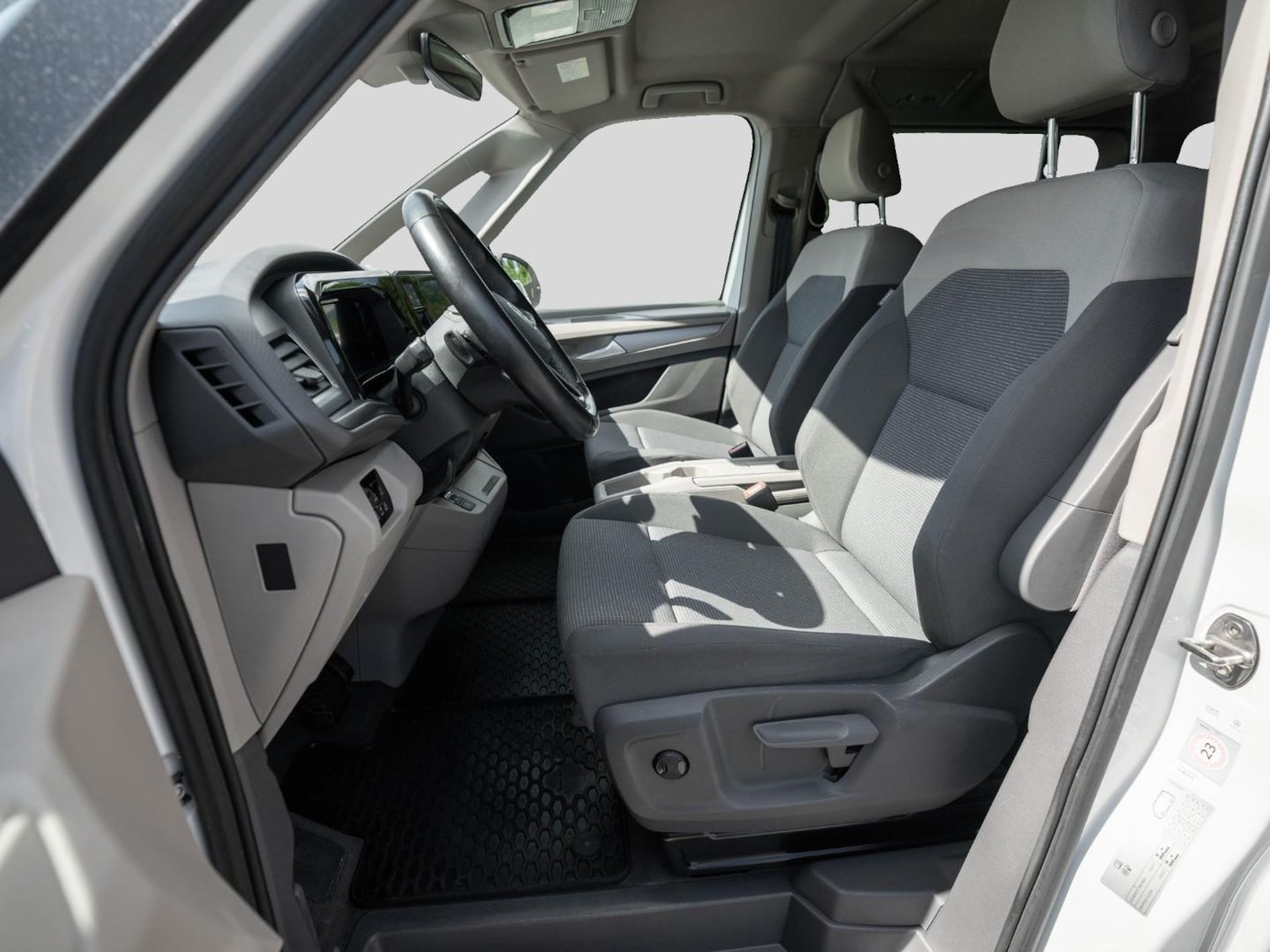 Volkswagen Multivan Basis-Modell