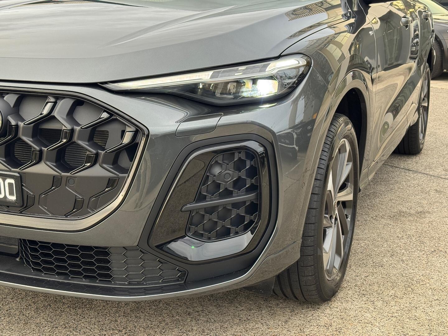 Image about Audi Q5 SUV TFSI quattro 200 kW sport