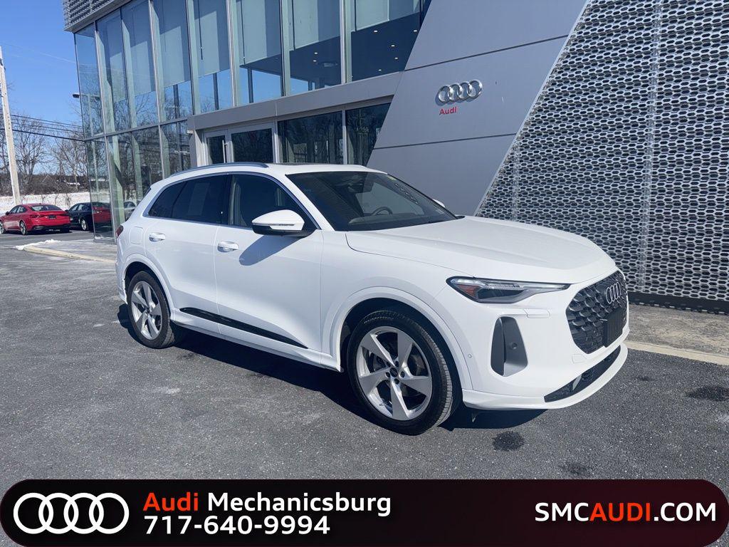 2025 Audi Q5 40 Prestige's photo