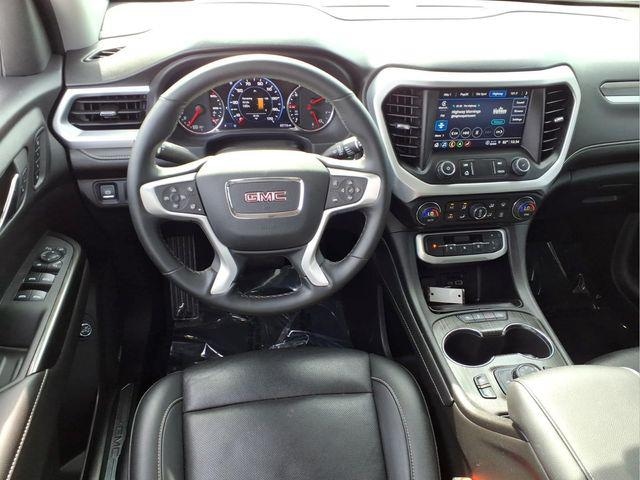 2023 GMC Acadia SLT - Photo 10