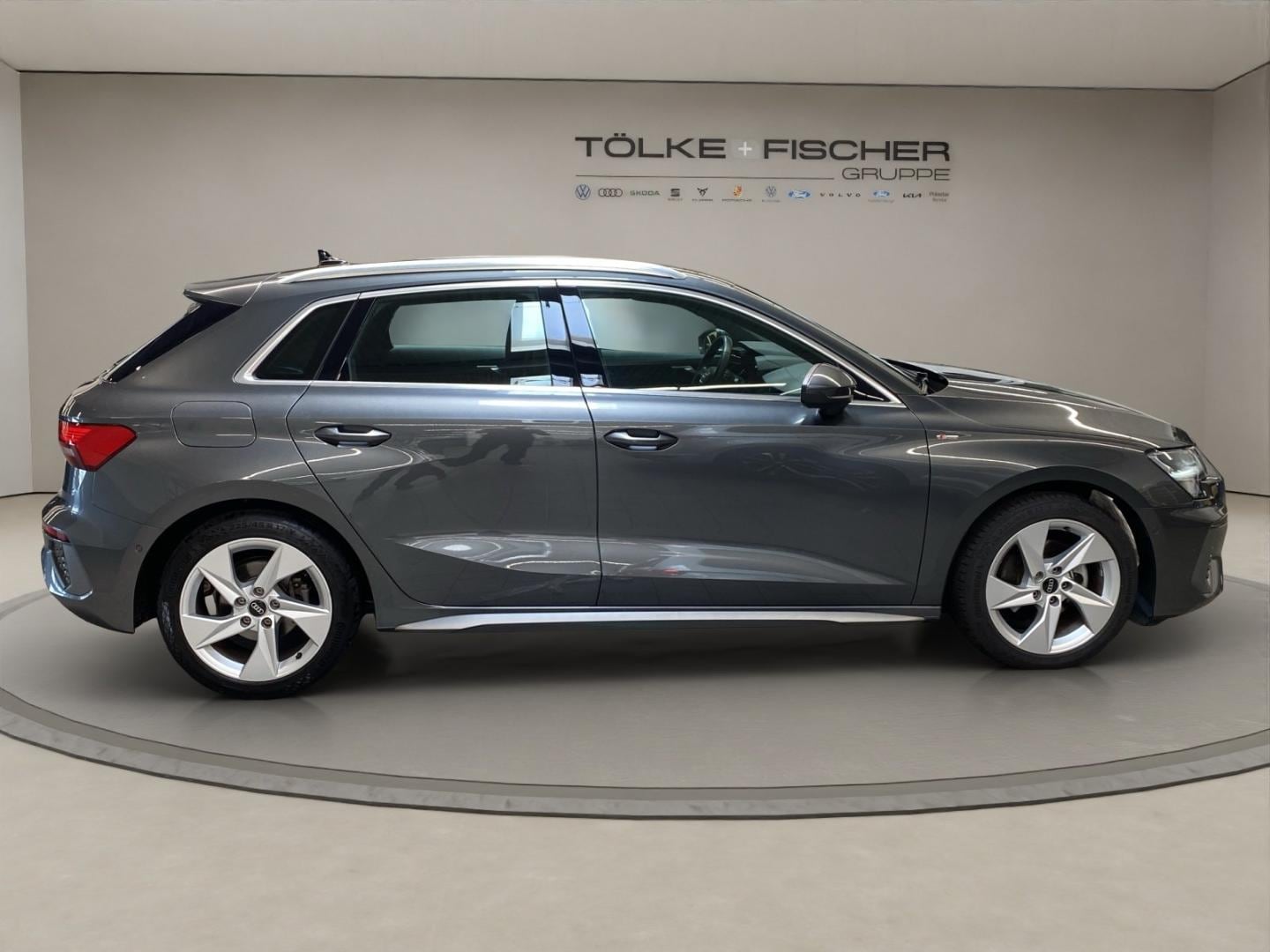 Bild über Audi A3 Sportback S line 35 TDI S tronic - für weitere Informationen kontaktieren Sie den Audi Partner