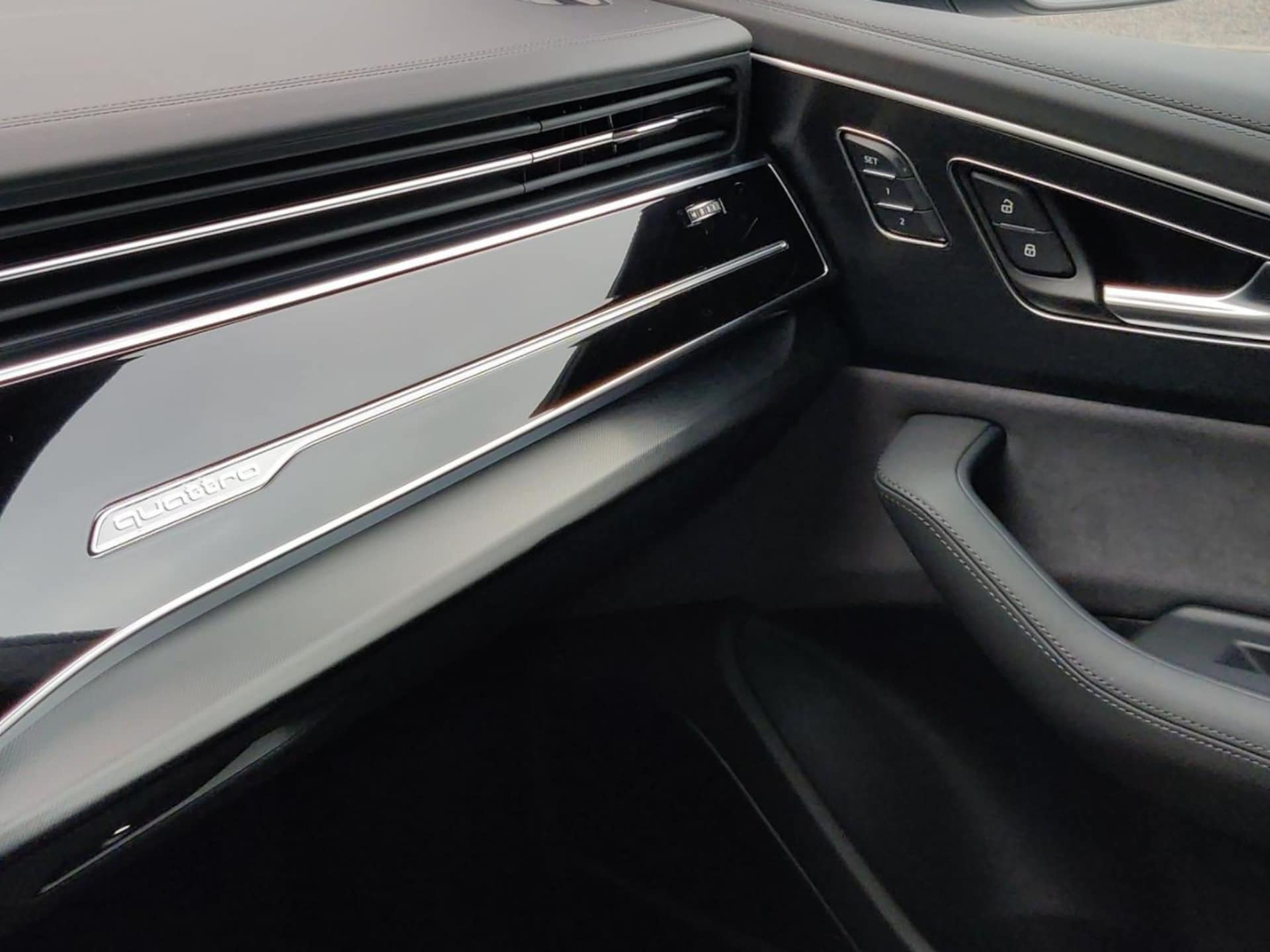 Audi RS Q8 SUV performance