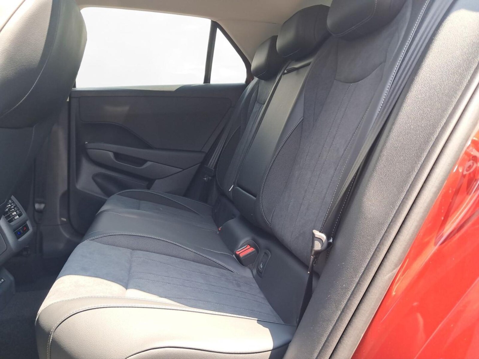 Volkswagen T-Roc – Bild 7
