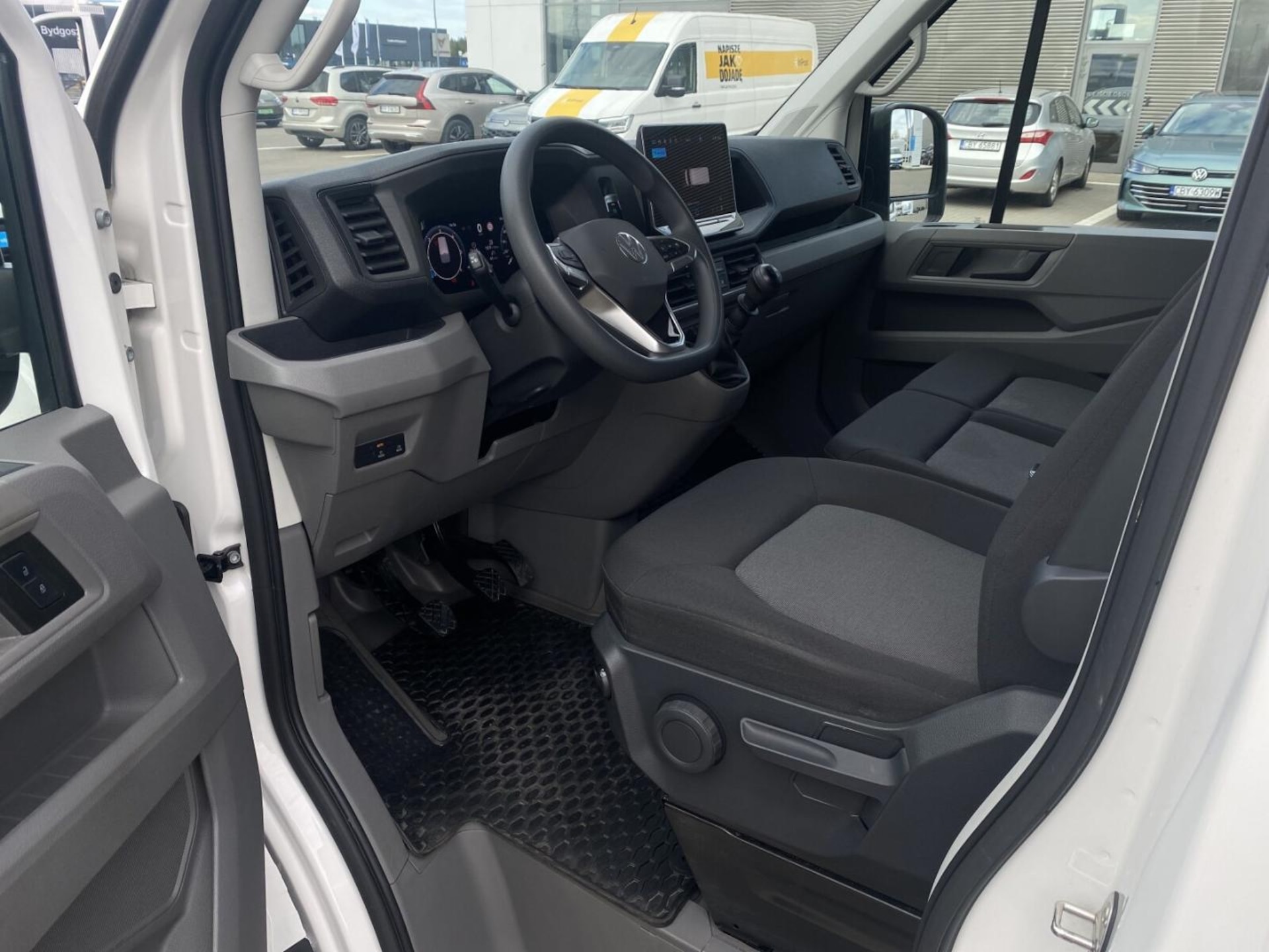Volkswagen Crafter Furgon długi rozstaw osi
