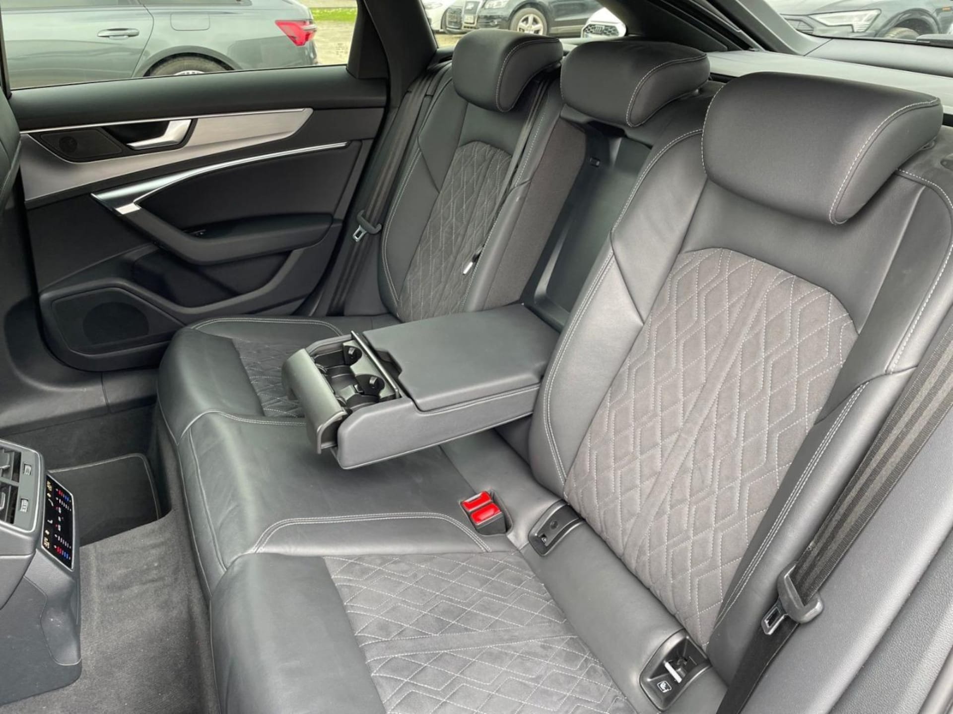 Audi S6 Avant