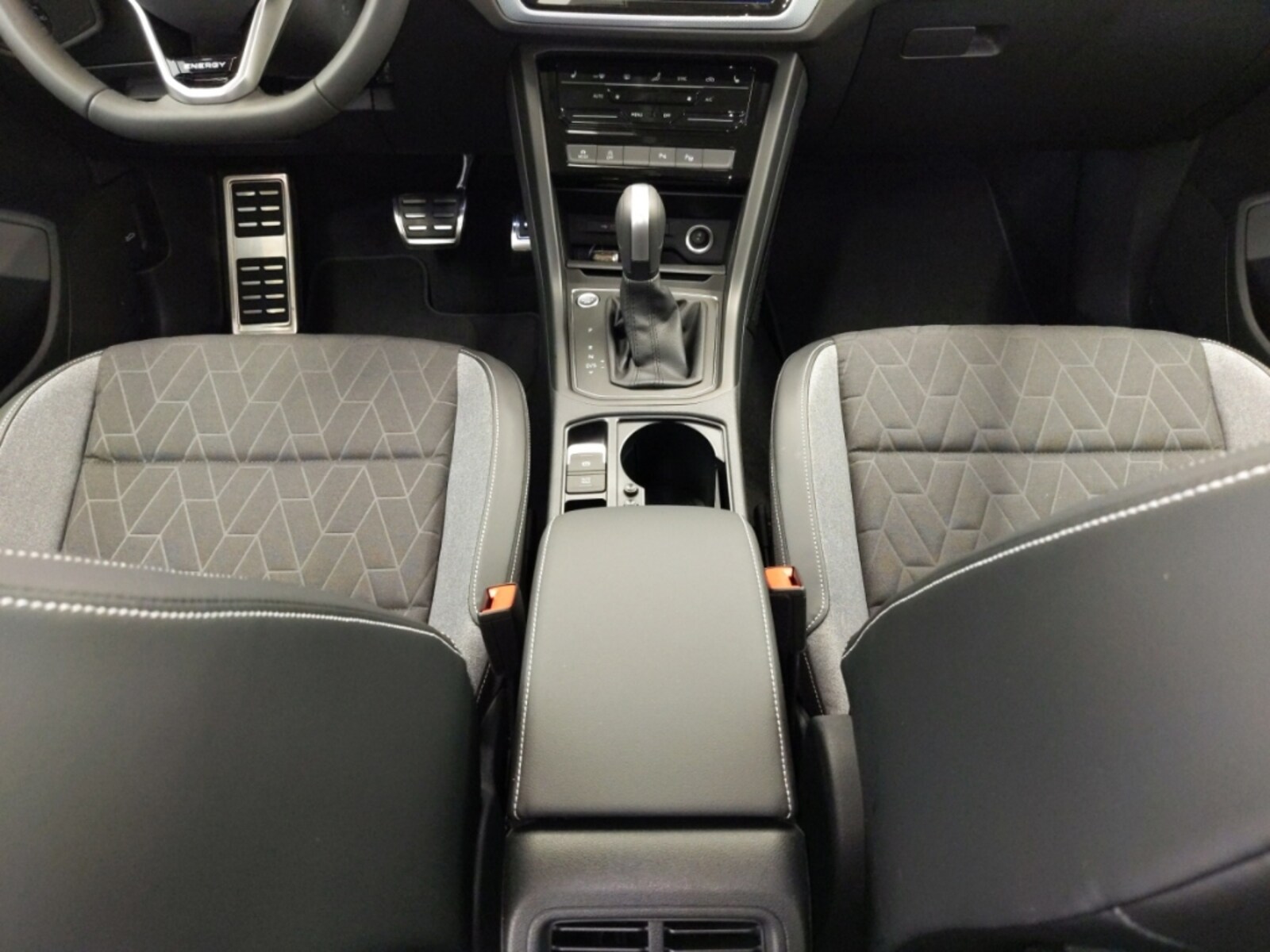 Volkswagen Touran – Bild 11