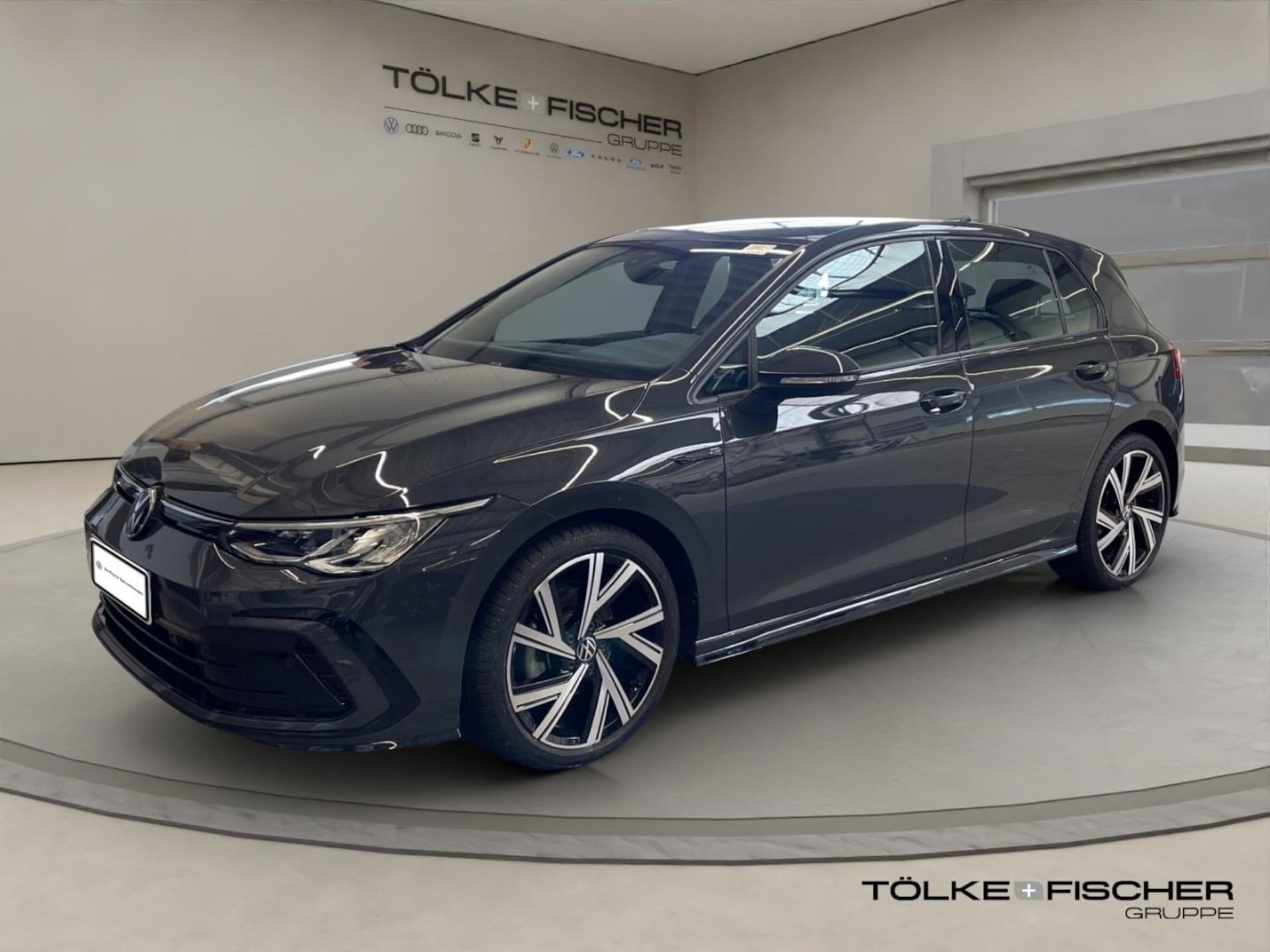 Volkswagen Golf R-Line
