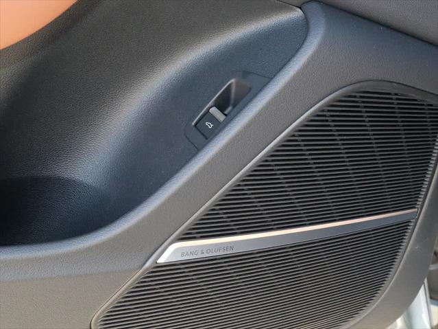 2025 AUDI Q8 - Image 27